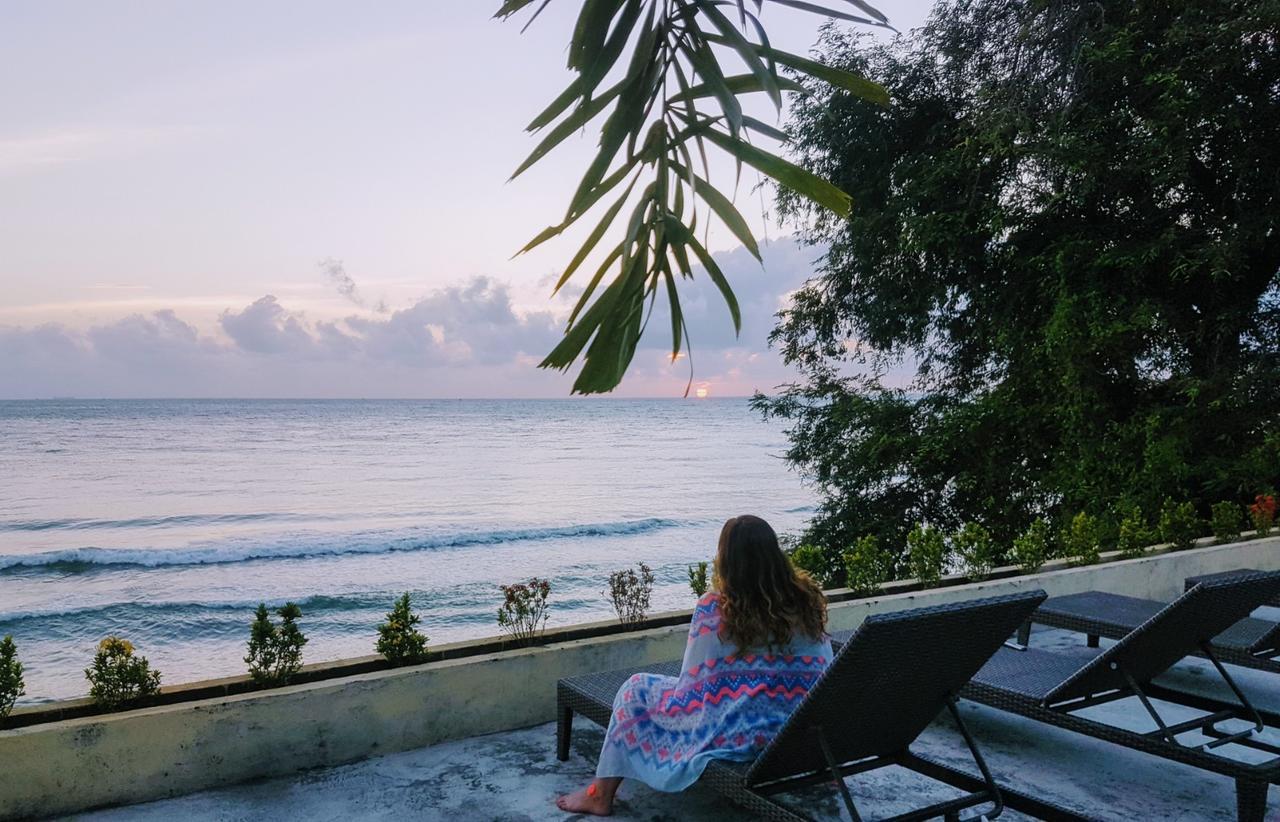 艾湄海洋度假村 艾湄湾 外观 照片
